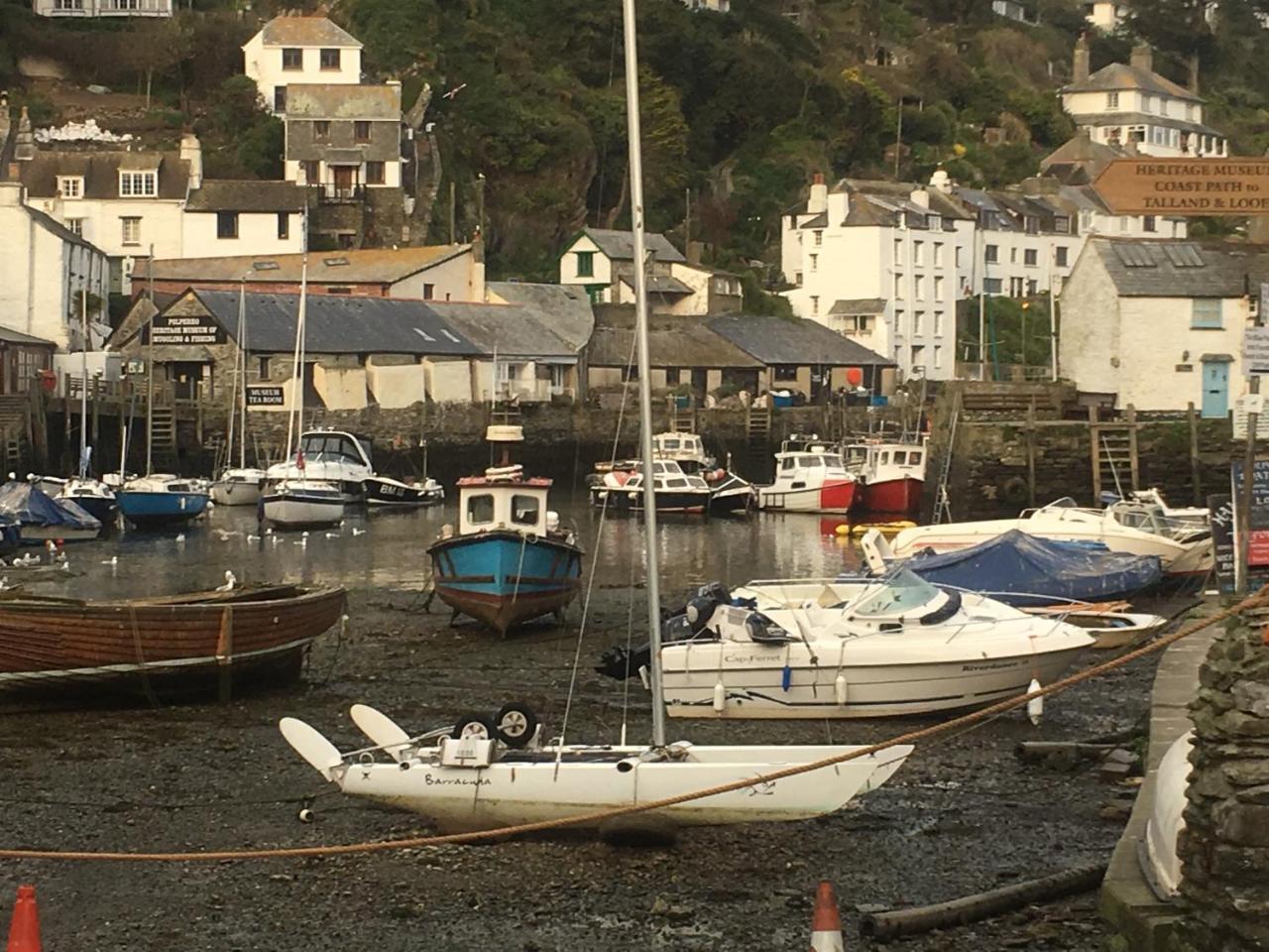 The Noughts And Crosses Inn Polperro Exterior photo